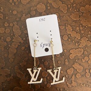 Gold pearl Drop Earrings